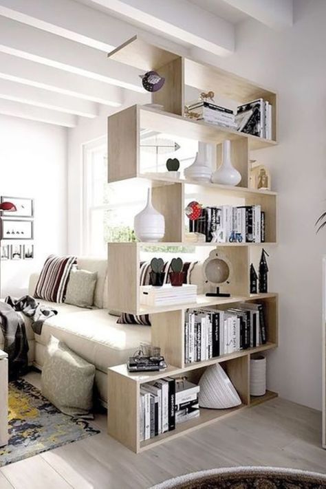 Ideas Comedor, Divider Bookcase, Bookshelf Room Divider, Partition Ideas, Room Divider Shelves, Room Divider Bookcase, Living Room Divider, Interior Design Per La Casa, Book Cabinet