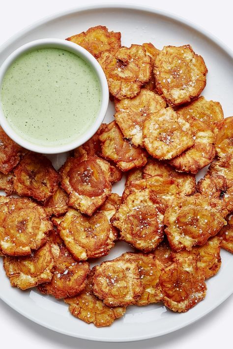 Creamy Green Sauce, Green Sauce Recipe, Fried Plantains, Dry Measuring Cups, Plantains Fried, Green Sauce, Think Food, Fried Food, Sauce Recipe