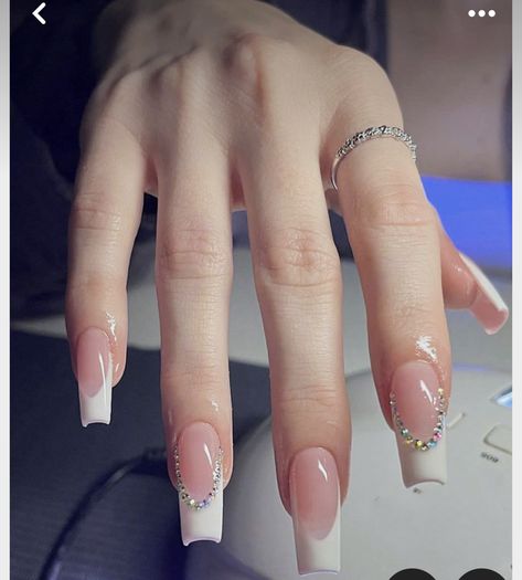 French Mani With Gems, French Tip Nails With Rine Stones, French Tip Jewels, French Tip With Rine Stone, French Manicure Gems, French Tip Nails Gemstone, Nail Ideas With Gems, French Tips With Gems, French Tip With Gems