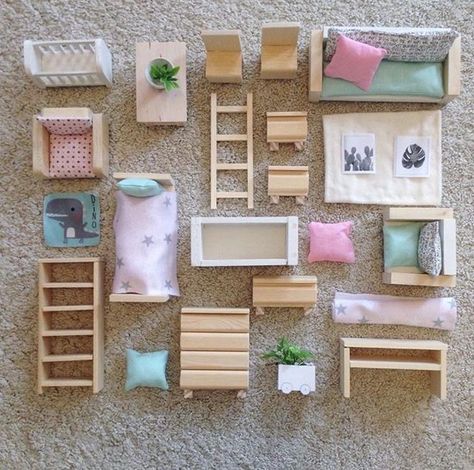 Sylvanian Families Diy Furniture, Lps Diy Furniture, Sylvanian Families House Diy, Sylvanian Families Diy, Diy Craft Hacks, Craft Stick Projects, Craft Hacks, Diy Barbie House, Hiasan Bilik Tidur