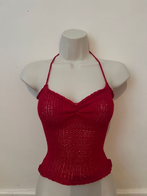 Can be made in custom colours✨🫶🏼 Red Crochet Skirt, Red Crochet Projects, Red Crochet Ideas, Crochet Too, Mesh Top Crochet, Knitted Halter Top, Red Crochet Top, Crochet Tube Top, Halter Tie Top