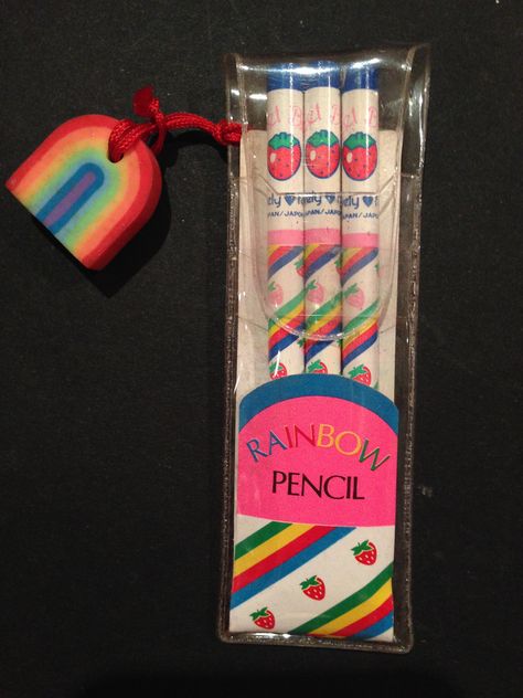 https://flic.kr/p/nEeNCn | Vintage Lovely Fan Sweet Berry pencil set with… 1980s Stationary, Vintage Stationary, Stationary Box, 1980s Childhood, Old School Toys, Locker Decorations, Beautiful Sunday, Kids Memories, Vintage Stationery