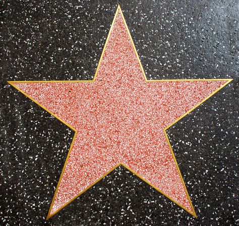 Hollywood Stars Walk Of Fame Diy, Hollywood Star Aesthetic, Deco Cinema, Movie Theme Birthday Party, Old Hollywood Aesthetic, Old Hollywood Actors, Hollywood Poster, Vintage Movie Stars, Old Hollywood Actresses