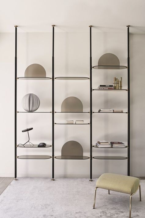 Open floor-ceiling mounted divider bookcase ALBA by arflex Floor To Ceiling Bookshelves, Bookcase Design, Dekorasi Kamar Tidur, Floor Ceiling, Geometric Decor, Shelving Systems, Garden House, Living Room Flooring, Shelf Design