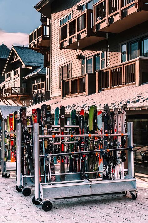 Skiing Equipment, Vermont Skiing, Vermont Winter, Ski Aesthetic, Stowe Vt, 2023 Goals, Ski Trips, 2023 Travel, Stowe Vermont