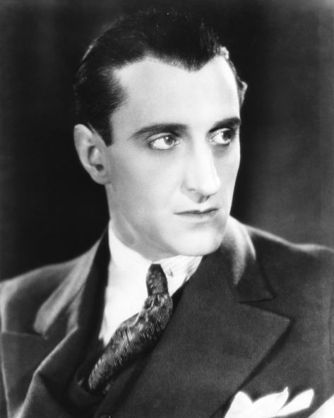 Young Basil Rathbone Sherlock Holmes Basil Rathbone, Oud Hollywood, Kid Picture, Basil Rathbone, Vintage Actors, 1910s Movie Star, Classic Actors, Stage Actor, Golden Oldies