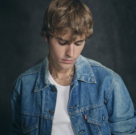 Justin Bieber Aesthetic, Bieber Aesthetic, Justin Bieber Photoshoot, Stratford Ontario, Scooter Braun, Justin Bieber Wallpaper, Justin Bieber Photos, Justin Bieber Pictures, I Love Justin Bieber