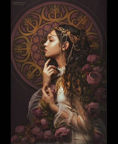 New cover back spring issue Faerie magazine! Summer theme is Art Nouveau:) I was inspired by our national painter Alfons Mucha.  Konečně… Art Nouveau Portrait, Elven Queen, Architecture Art Nouveau, Illustration Art Nouveau, Alfons Mucha, Art Nouveau Poster, Queen Photos, Fantasy Portraits, Fine Art Portraits