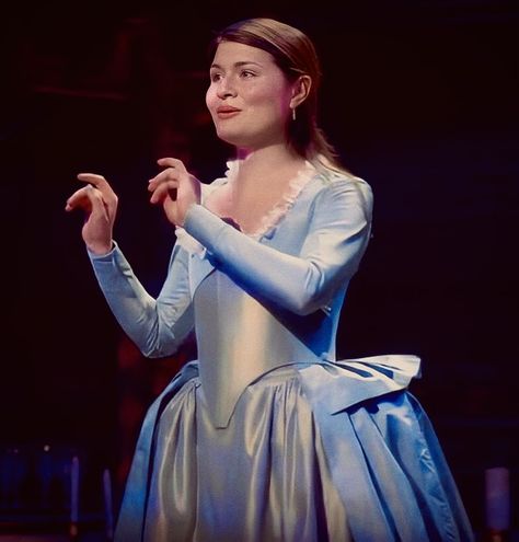 phillipa soo as elizabeth schuyler , edited by me ! Elizabeth Schuyler, Hamilton Eliza, Philippa Soo, Pippa Soo, Eliza Schuyler, Phillipa Soo, Miss Elizabeth, Schuyler Sisters, Hamilton Broadway