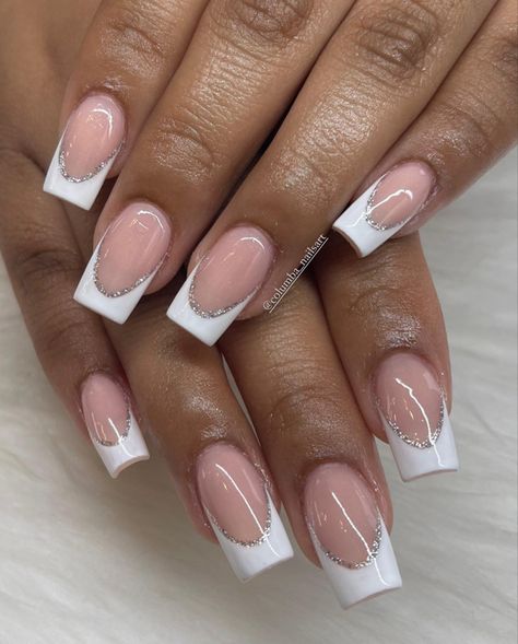 White Tip Acrylic Nails, Acrylic Nails French, Holiday Acrylic Nails, Gel Nails French, White Tip Nails, Tips Nails, French Manicure Designs, Nagellack Trends, French Tip Nail Designs