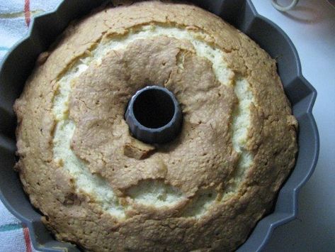 Cheese Pound Cake Recipe, Cream Cheese Pound Cake Recipe, Easy Pound Cake, Pound Cake Recipes Easy, Cheese Pound Cake, Butter Cake Recipe, Cream Cheese Pound Cake, Pound Cake Recipe, Pound Cakes