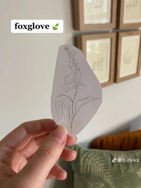 Foxglove Tattoo Simple, Foxglove Tattoo, Foxglove Flower, Eclipse Photography, Sleeve Ideas, Sleeves Ideas, Tattoo Inspo, Crafting Ideas, Tiny Tattoos