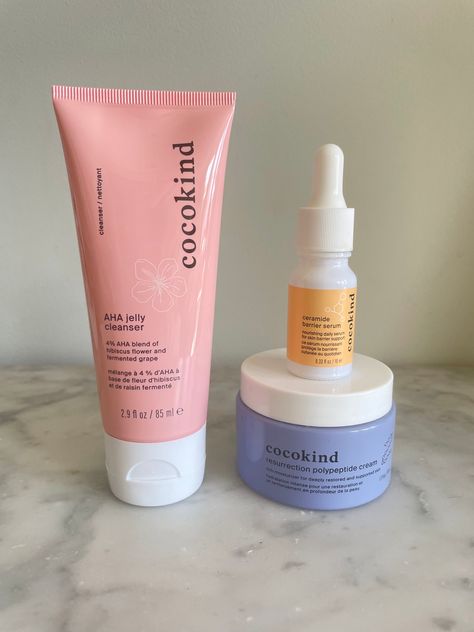 An honest review of Cocokind skincare - Cheryl Shops Cocokind Skincare, Expensive Skincare, Product Wishlist, Dream Phone, Routine Aesthetic, Neutral Blonde, Glass Packaging, Minimal Makeup, Gentle Cleanser