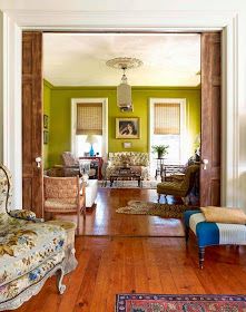 The Peak of Chic®: Markham Roberts: Decorating the Way I See It Chartreuse Walls, Markham Roberts, Home Decor With Color, Drawing Room Decor, French Country Shabby Chic, Manhattan Apartment, Green Walls, Green Room, Green Interiors