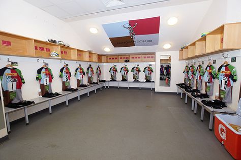 Harlequins v Exeter Chiefs, 2nd March 2013, via Flickr. Rugby Changing Room, Grass Roots, Rugby Team, Changing Room, Rugby Union, Locker Room, Exeter, Physical Education, Toilets