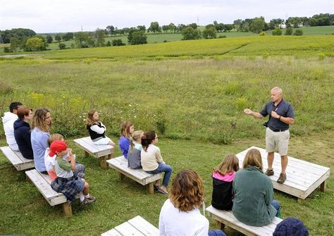 Climate change deniers pushing to teach debunked theories in U.S. classrooms Denison University, Festival Ideas, Outdoor Classroom, Graduation Project, Outdoor Learning, Farm Stay, Nature Center, Personal Blog, Scientists