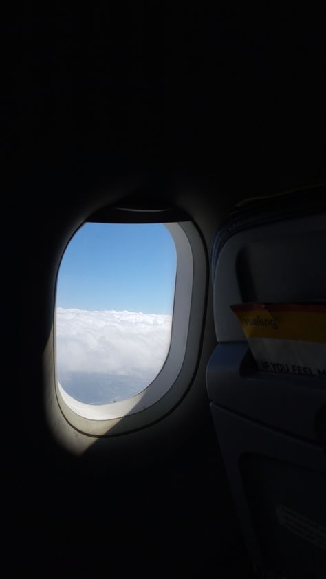 Flight Window Pics Aesthetic, Plane Window View Aesthetic, Clouds Aesthetic Plane, Aeroplane Window View Aesthetic, Travel Aesthetic Plane Window, Window Seat