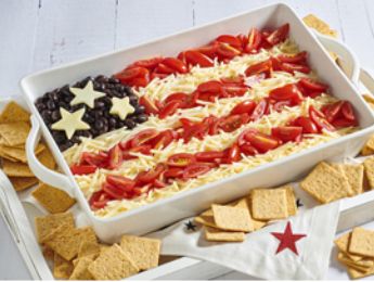 Patriotic Appetizers, Layered Taco Dip, Taco Dip Recipe, Wheat Thins, Stuffed Mushroom, Taco Dip, Easy Dips, Spread Recipes, Yummy Lunches