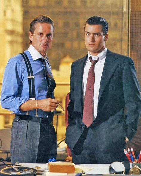 Lux Conduct on Instagram: “Monday business - Michael Douglas & Charlie Sheen in “Wall Street”, 1987” 80s Hairstyles Men, Wall Street 1987, Wall Street Fashion, Mens Slicked Back Hairstyles, Street Hairstyle, 80's Hairstyle, Michael Douglas, Edgy Looks, Charlie Sheen