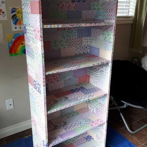 Decoupage Bookshelf, Shelf Inspiration, Fabric Decoupage, Open Shelving Units, Billy Bookcase, Old Furniture, Book Shelf, Mod Podge, Furniture Ideas