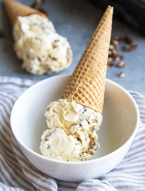 This homemade butter pecan ice cream is rich and creamy, with a nice custard based ice cream that is full of buttered pecans. It tastes even better than your favorite ice cream from the store, or shop. Ice Cream Butter Pecan, Homemade Butter Pecan Ice Cream, Buttered Pecans, Butter Pecan Ice Cream Recipe, Cream Photography, Butter Pecan Ice Cream, Ice Cream Photography, Creamy Eggs, Pecan Ice Cream