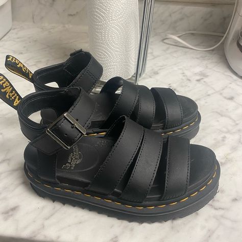 Platform doc marten sandals ! Doc Martain Sandals, Doc Platform Sandals, Black Doc Marten Sandals, Platform Doc Sandals, Doc Martens Platform Sandals, Doc Marten Slides, Doc Martens Outfit Sandals, Doc Sandles, Cute Doc Martens