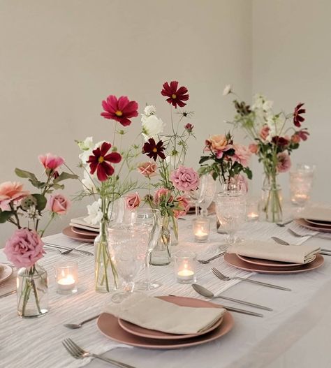 Table Decoration With Flowers, Multiple Vases Arrangement, Party Tables Set Up, Dinner Table Flower Decor, Flower Setting Table, Wedding Centerpieces With No Flowers, Bud Vases For Wedding Tables, Diy Flower Vase Centerpiece, Spring 50th Birthday Party Ideas