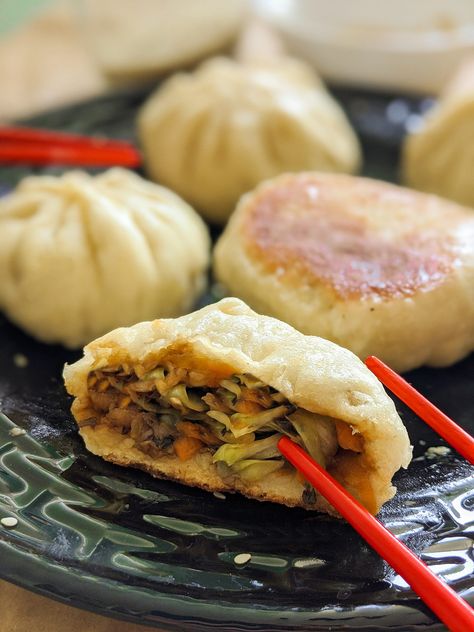 Baozi Recipe, Filled Buns, Chinese Buns, Chinese Bun, Vegan Chinese, Baking Buns, Vegan Asian, Appetizer Ideas, Vegan Gluten Free Recipes