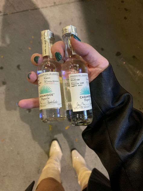 Casamigos Aesthetic, February Mood, Light Drinks, Pretty Alcoholic Drinks, Macallan Whiskey Bottle, Tequila, Rosé Wine Bottle, Whiskey Bottle, Alcoholic Drinks