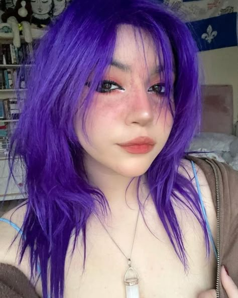 Purple Shaggy Hair, Purple Hair Makeup Ideas, Purple Alt Hair, Emo Purple Hair, Purple Ghost Roots, Hot Purple Hair, Hair Dye Ideas Purple, Pink Hair Black Hair, Electric Purple Hair