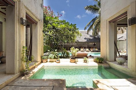 Lamu House, Kenya | Timbuktu Travel Swahili Architecture, Swahili Culture, Lamu Island, Island Architecture, Interior Courtyard, Air Lounge, Wooden Shutters, Explore Travel, Roof Terrace