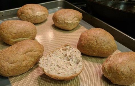 Best Low Carb Bread, Bread Recipe Video, Keto Buns, Bread Keto, Bread Substitute, Lowest Carb Bread Recipe, Enjoy Your Meal, Low Carb Diets, Keto Foods