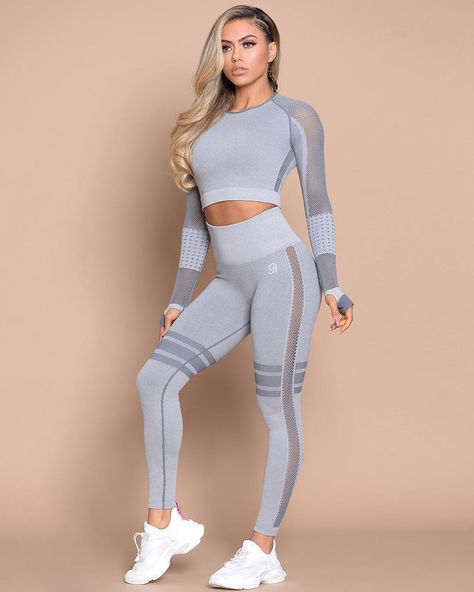 BOMBSHELL SPORTSWEAR on Instagram: “SNEAK PEEK! New Seamless is To Die For. Drops Mid April. @bombshellsportswear #new #gym #style” Bombshell Sportswear, Gym Wear For Women, Cute Leggings, Gym Style, Athleisure Wear, Striped Leggings, Sports Suit, Sleek Fashion, Seamless Leggings