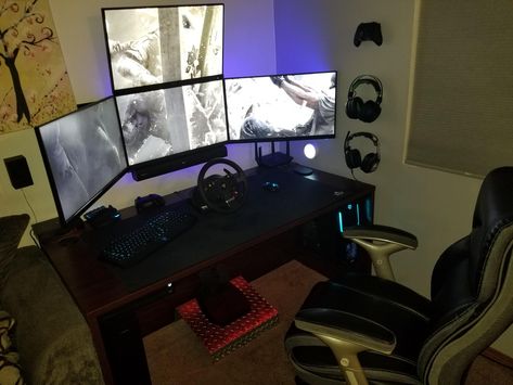 Quad Monitor Setup, Double Monitor Setup Gaming, Gaming Setup 2 Monitors, Curved Monitor Gaming Setup, Pc Gaming Setup Dual Monitor, Pc Gaming Setup Triple Monitor, Battle Stations, Monitor Setup, Computer Setups