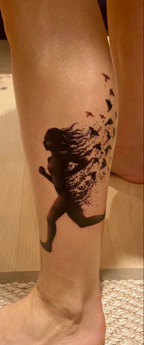 Tattoo Ideas Running, Running Tattoos, Runner Tattoo For Women, Running Girl Tattoos, Running Tattoos For Women, Women Calves Tattoo, Runner Tattoo, Kid Name Tattoo, Running Tattoo