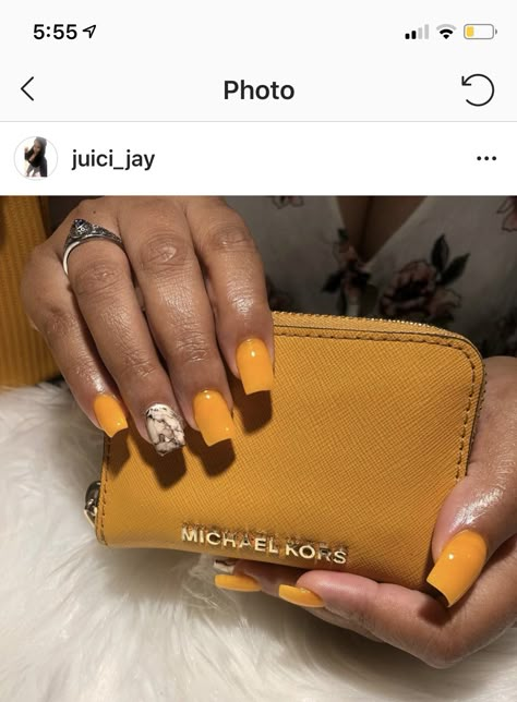 Brown And Yellow Nails Design, Brown And Yellow Fall Nails, Yellow Fall Nail Ideas, Yellow Nails For Black Women, Fall Nails Mustard Yellow, Mustard Yellow Fall Nails, Cute Nail Colors, Cute Nail Polish, Acrylic Nail Shapes