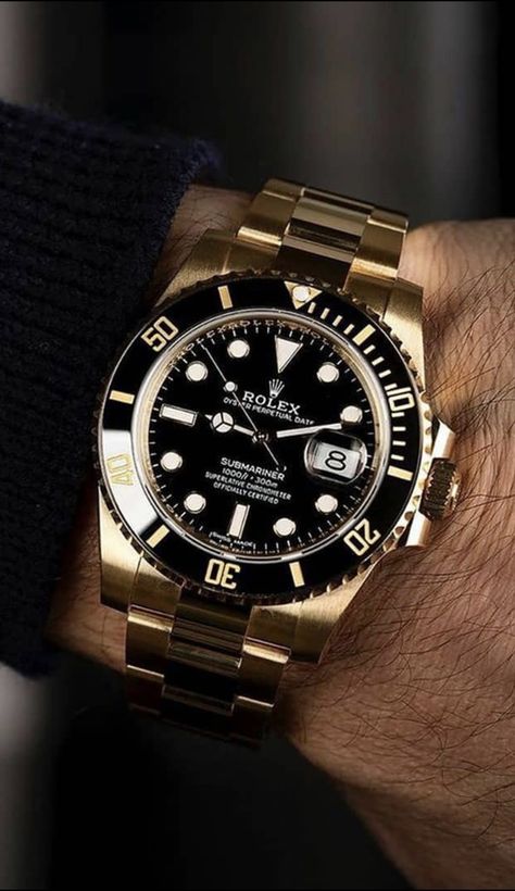 Rolex Submariner Black Gold, Rolex Submariner Gold, Rolex Diver, Mens Luxury Accessories, Rolex Submariner Black, Pinterest Growth, Grow Your Instagram, Mens Fashion Watches, Men Stylish Dress