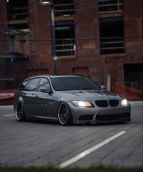 Bmw E91 Touring, Bmw E91, E90 Bmw, Bmw Touring, Carros Bmw, Bmw Wagon, Wagon Cars, Tuner Cars, Bmw Cars