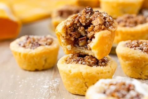 Pecan Tassies Pecan Pie Cookies Recipe, Pie Cookies Recipe, Pecan Tassies, Pie Pecan, Pecan Pie Cookies, Banana Dessert Recipes, Delicious Christmas Cookies, Pie Cookies, Holiday Favorite Recipes