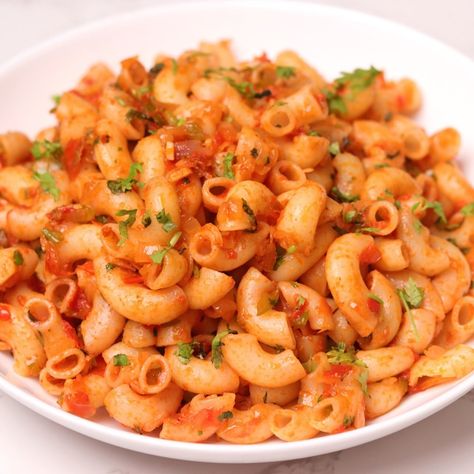 Make This Indian-Style Masala Macaroni For Your Lunch/Dinner And I Am Sure You'll Love It | Make This Indian-Style Masala Macaroni For Your Lunch/Dinner And I Am Sure You'll Love It #Pasta #Macaroni #Recipes #AartiMadan | By Aarti Madan Elbow Macaroni Recipes Vegetarian, Macaroni Recipes Indian, Macronie Recipe Indian, Indian Macaroni Recipe, Pasta Indian Style, How To Make Macaroni, Macaroni Pasta, Macaroni Recipes, Catering Menu