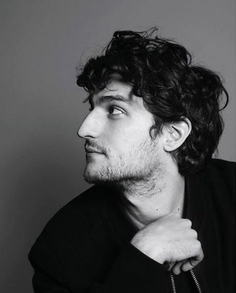 cinematogrxphy on Twitter: "i wish every men with big noses a very pleasent evening… " Hooked Nose, Louis Garrel, Human Reference, Face Reference, Poses References, Ex Machina, Les Miserables, Interesting Faces, Male Face