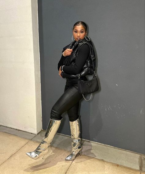 Silver Boots Outfit Baddie, Silver Metallic Boots Outfit Black Women, Silver Knee High Boots Outfit, Metallic Boots Outfit Black Women, Silver Metallic Boots Outfit, Silver Boots Outfit Black Women, Outfit With Silver Boots, Shark Boots Outfit Black Women, Point Toe Boots Outfit