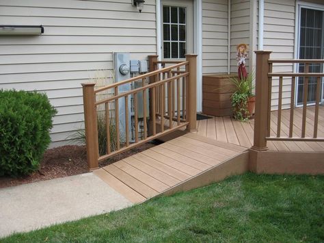 Wheelchair ramp                                                                                                                                                      More Ramp Entrance, Porch With Ramp, Wheelchair Ramp Design, Outdoor Ramp, Accessible House, Ramp Design, Rainbow Circle, Pet Ramp, Wooden Deck