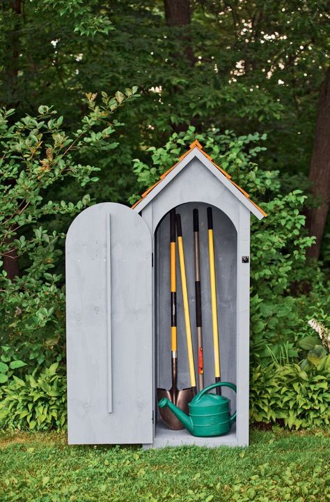 Building Community with Little Free Libraries and Tiny Sheds Small Wooden Shed Ideas, Cute Tool Shed, Small Community Garden, Mini Garden Shed, Mini Shed, Farm Exterior, Community Garden Ideas, Tiny Shed, Storage Shed Ideas