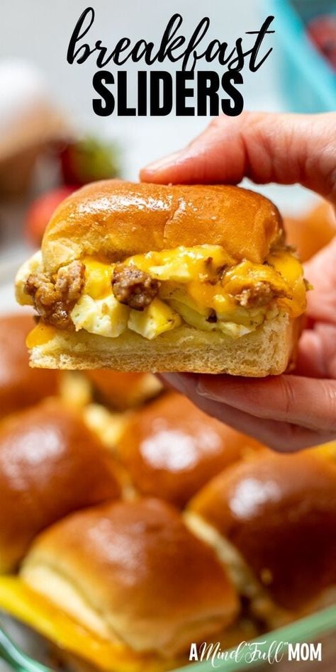 Make breakfast more fun with these sweet and savory Breakfast Sliders! Eggs, sausage, and cheese are piled high in slider bunds and then topped with buttery maple syrup for one out of this world breakfast sandwich. Easy Breakfast Sliders, Sausage Sliders, Breakfast Sliders, Homemade Breakfast Sausage, Breakfast Slider, Hawaiian Rolls, Slider Recipes, Homemade Breakfast, Sausage And Egg