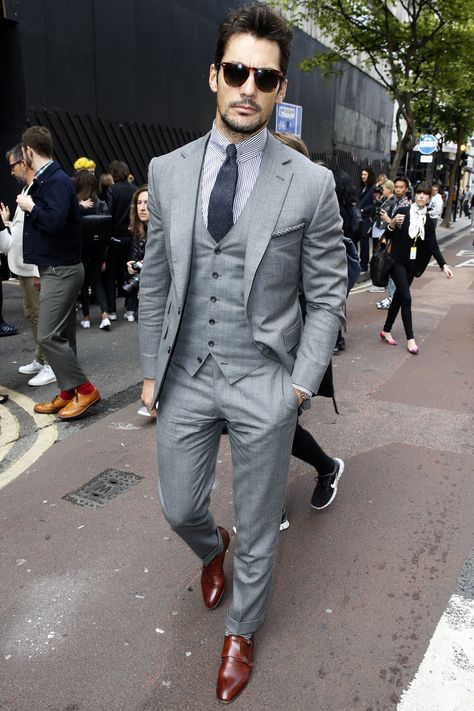 Style Breakdown: David Gandy's Damn Near Perfect Brit Style  - Esquire.com David Gandy Suit, Slim Fit Groom Suit, Terno Slim Fit, Terno Slim, Costume Gris, Stil Masculin, Wedding Suits Groomsmen, Grey Suit Men, Formal Dresses For Men