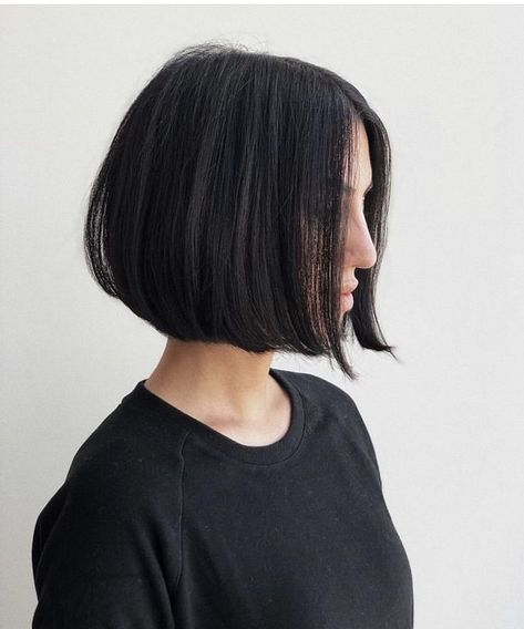 Square Bob Haircut, Square Bob, One Length Hair, Layered Bob Hairstyles, Board Meeting, Haircuts Straight Hair, Short Bob Haircuts, Hair Stylist Life, Hair Collection