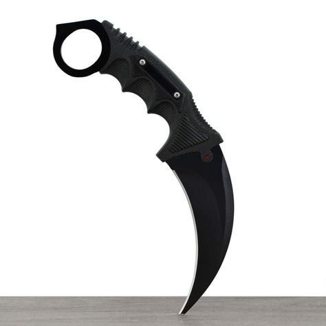 Karambit Tattoo, Blade Tattoo, Unique Knives, Karambit Knife, Cs Go, Tiny Tattoos, Realism, Real Life, Tattoo Ideas