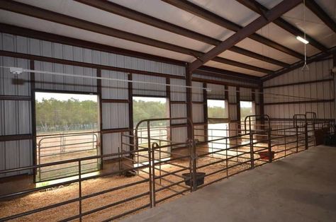 Show Cattle Barn, Livestock Barn, Barn Layout, Guest Home, Horse Farm Ideas, Diy Horse Barn, Cattle Barn, Horse Barn Ideas Stables, Barn Stalls