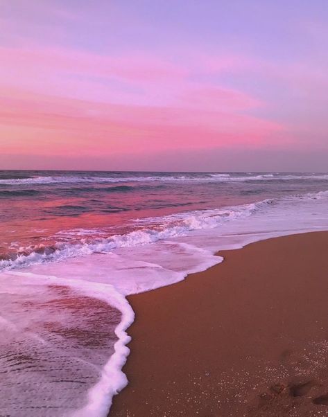 Ipad Wallpaper Aesthetic Vertical, Pink Ocean Aesthetic, Pink Ocean Sunset, Pink Sunset Aesthetic, Abundance Aesthetic, Summer Beach Wallpaper, Pretty Skies, Pink Ocean, Scenery Photography